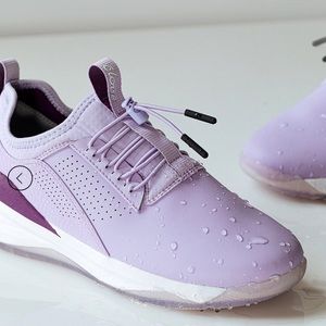 Clove shoes made for healthcare workers - Purple lilac